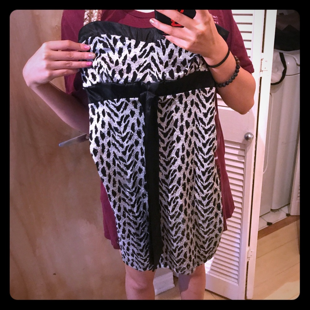 Super cute mini dress